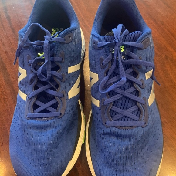 NWT New Balance SOLVI V.2 TruFuse Mens Athletic Shoes 14